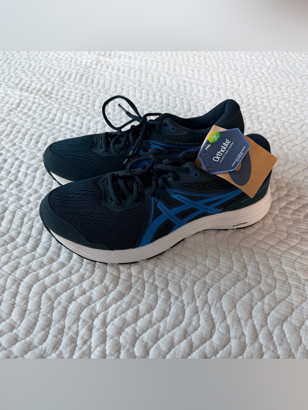 NWT Men’s 9.5 ASICS Gel-Contend Running Shoes Comfort Walking Casual Outdoors